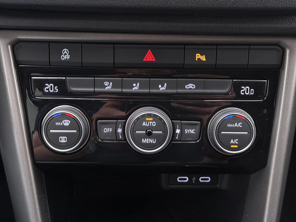 Volkswagen T-Roc – foto 22