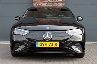 Mercedes-Benz EQE – thumbnail 9