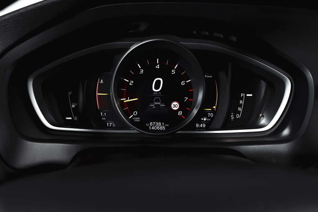 Volvo V40 – foto 12