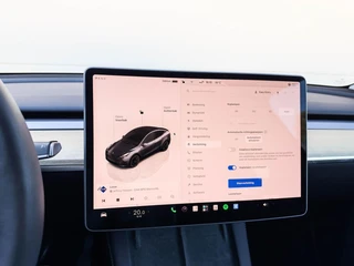 Tesla Model Y – thumbnail 46