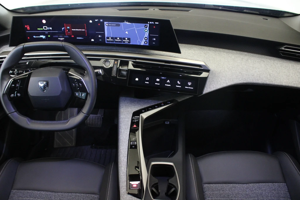 Peugeot e-3008 – foto 11