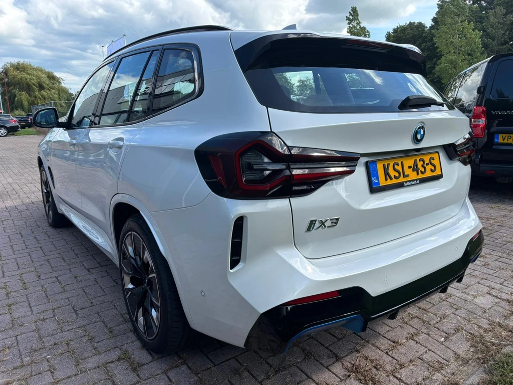 BMW iX3 – foto 2