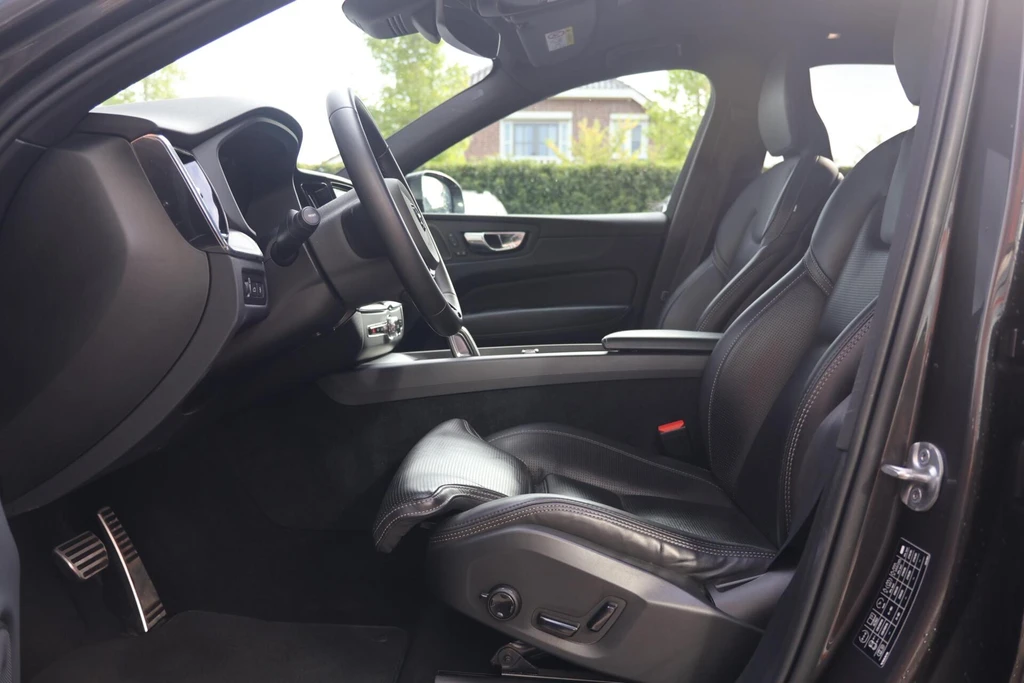 Volvo XC60 – foto 18