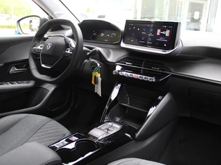 Peugeot 208 – thumbnail 8