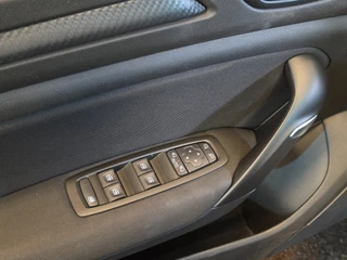 Renault Mégane Estate – thumbnail 16