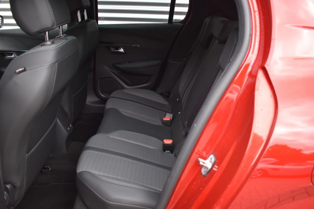 Peugeot 208 – foto 8