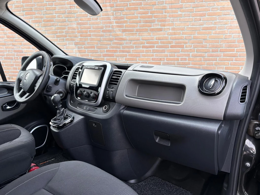 Renault Trafic – foto 25