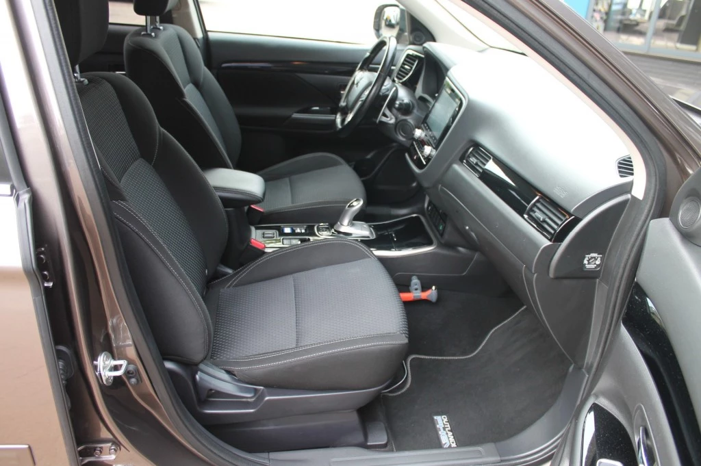 Mitsubishi Outlander – foto 26