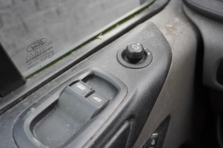 Ford Transit Custom – thumbnail 18