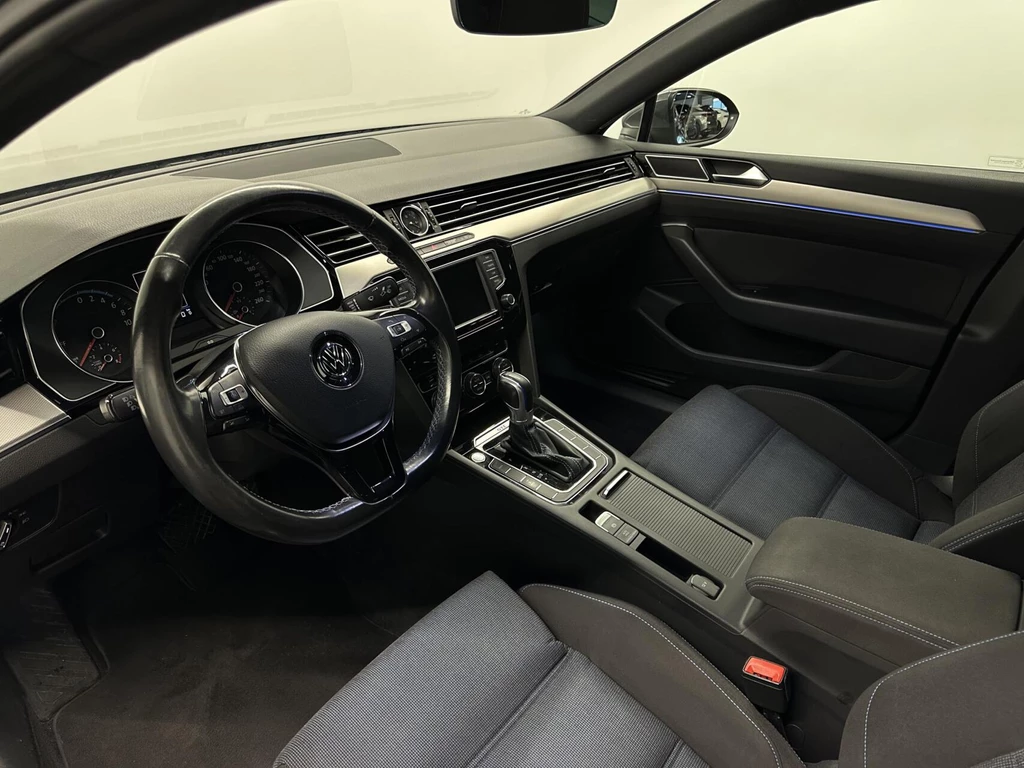 Volkswagen Passat – foto 16