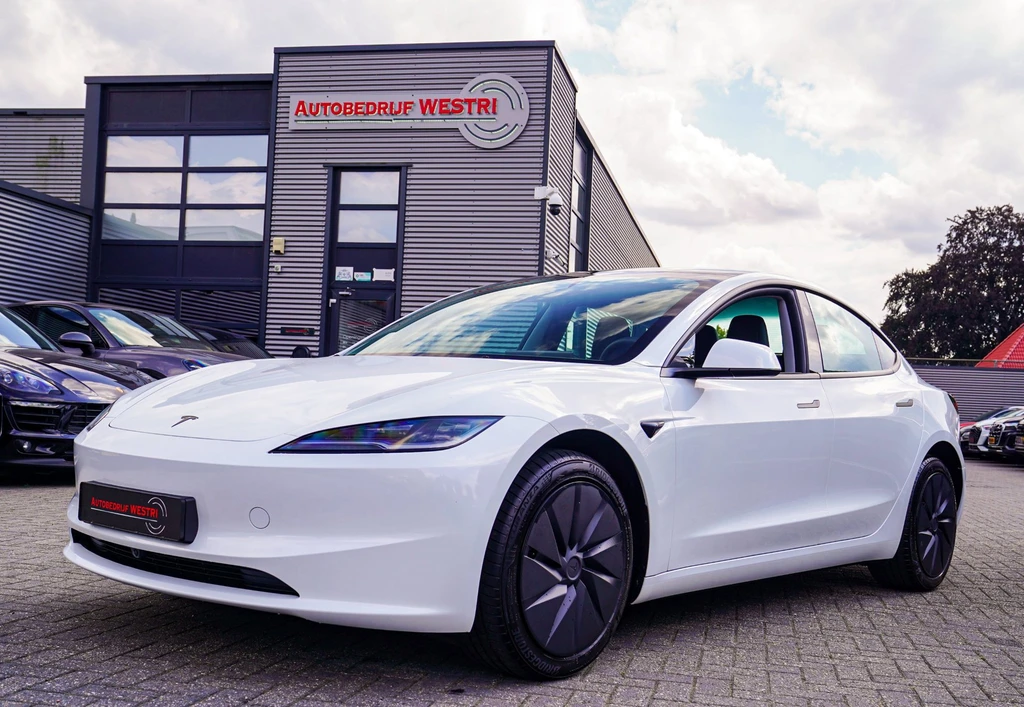 Tesla Model 3 – foto 2