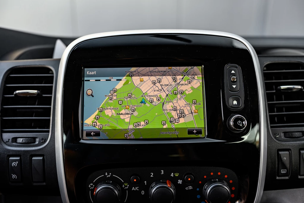 Renault Trafic – foto 24
