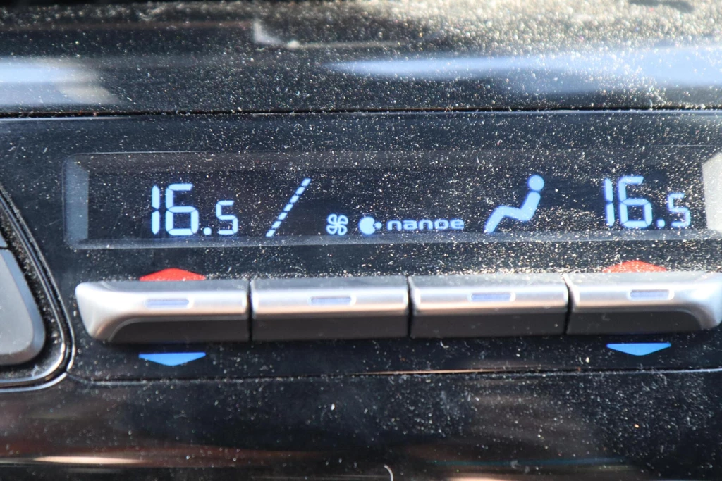 Toyota C-HR – foto 11