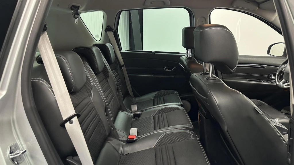 Renault Scénic – foto 11