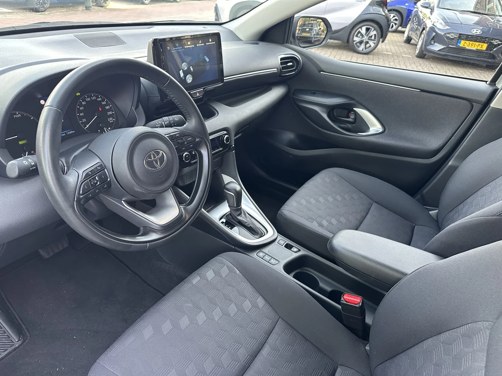 Toyota Yaris – foto 12