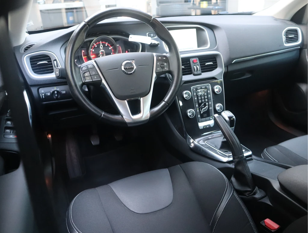 Volvo V40 – foto 12