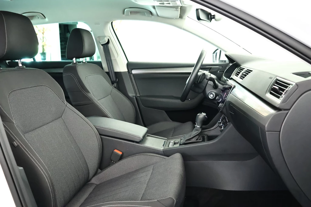 Škoda Superb – foto 17