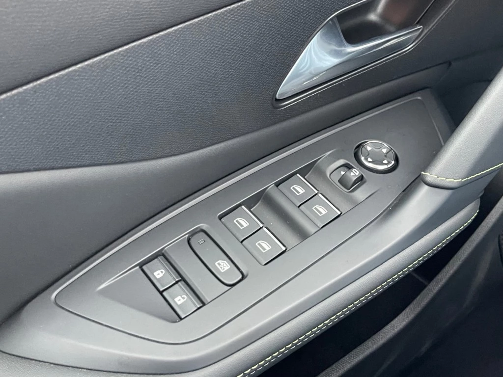 Peugeot 408 – foto 18