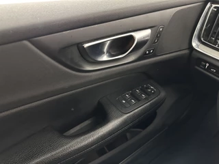 Volvo V60 – thumbnail 24