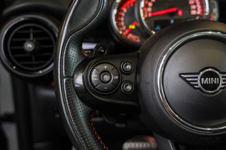 MINI Cooper Cabrio – thumbnail 26