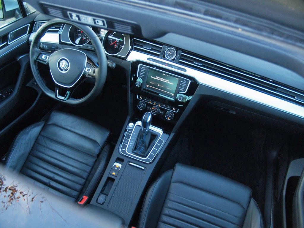 Volkswagen Passat – foto 12
