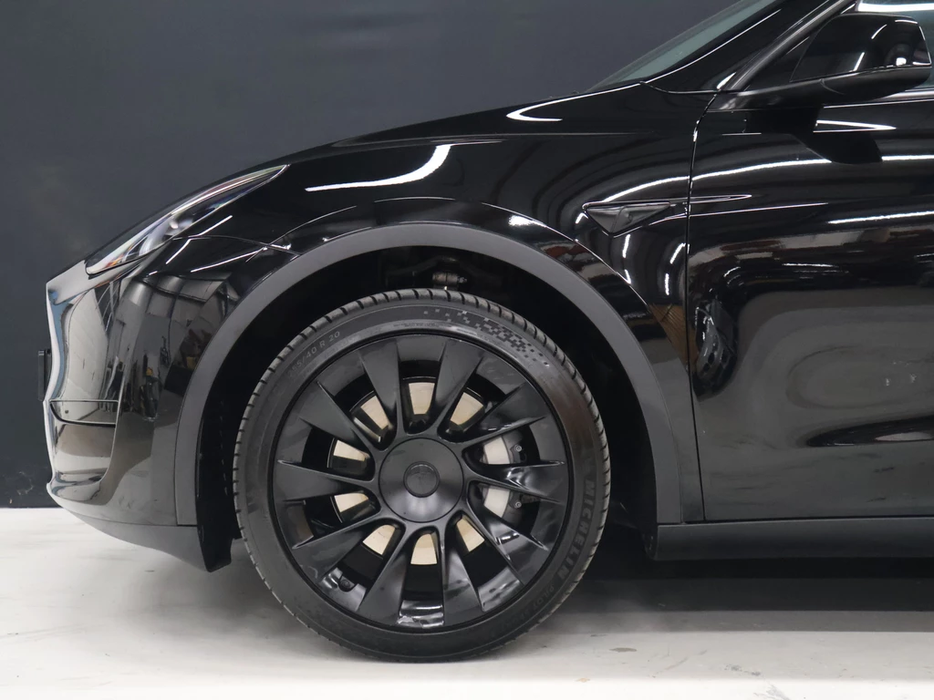 Tesla Model Y – foto 8