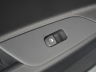 Kia Stonic – thumbnail 37