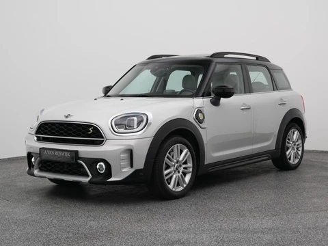 MINI Countryman Mini 1.5 Cooper S E ALL4 | PANO | LEDER | CAMERA | KEYLESS | STOELVERWARMING