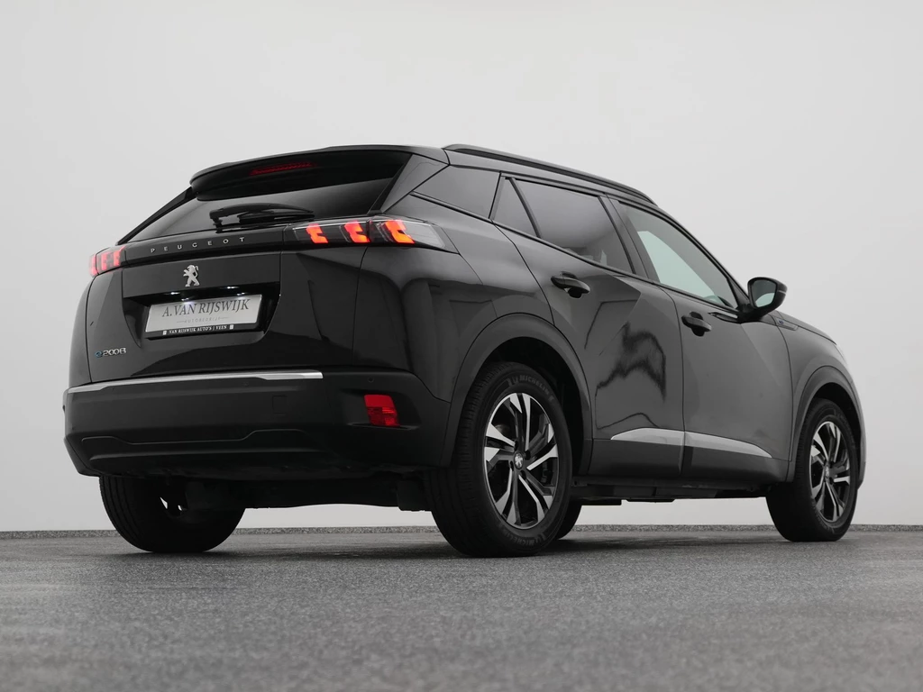 Peugeot e-2008 – foto 13
