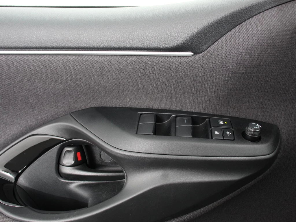 Toyota Yaris – foto 21