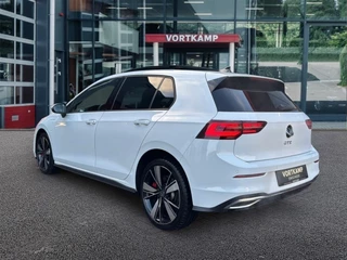 Volkswagen Golf – thumbnail 3