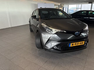 Toyota C-HR – thumbnail 6