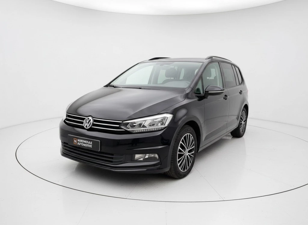 Volkswagen Touran – foto 1