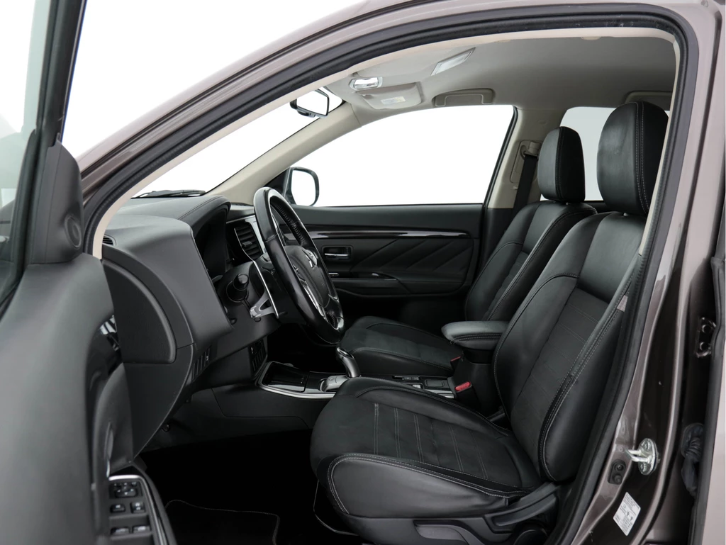 Mitsubishi Outlander – foto 8