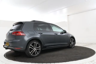 Volkswagen Golf – thumbnail 5