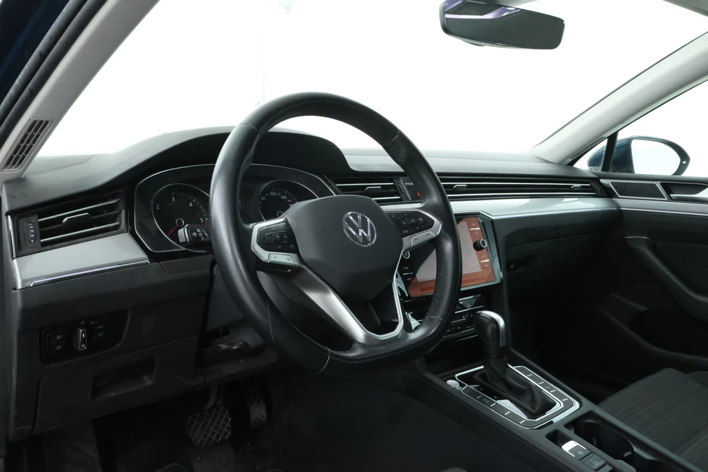 Volkswagen Passat – foto 11