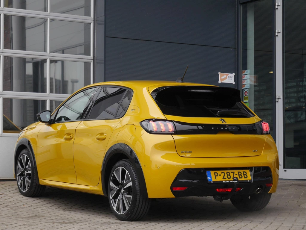 Peugeot 208 – foto 3