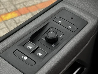 Volkswagen Transporter – thumbnail 28