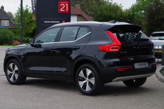 Volvo XC40 – thumbnail 3