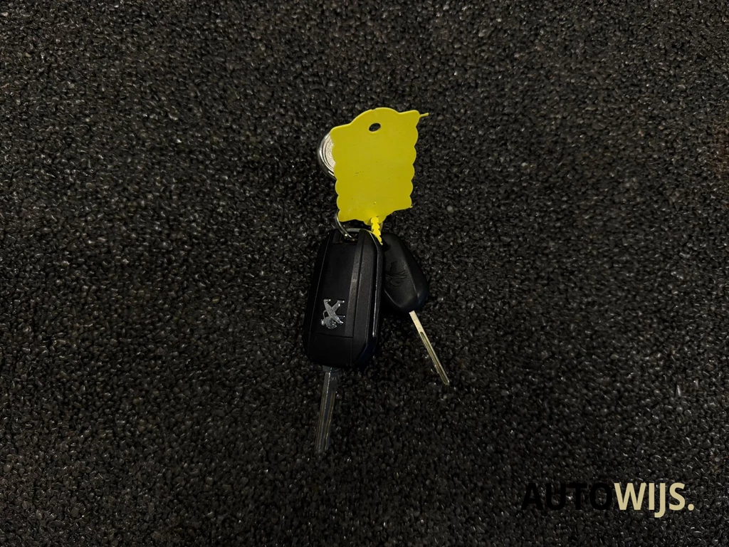 Peugeot 208 – foto 23