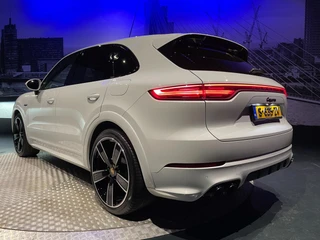 Porsche Cayenne – thumbnail 8