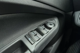 Ford C-MAX – thumbnail 17