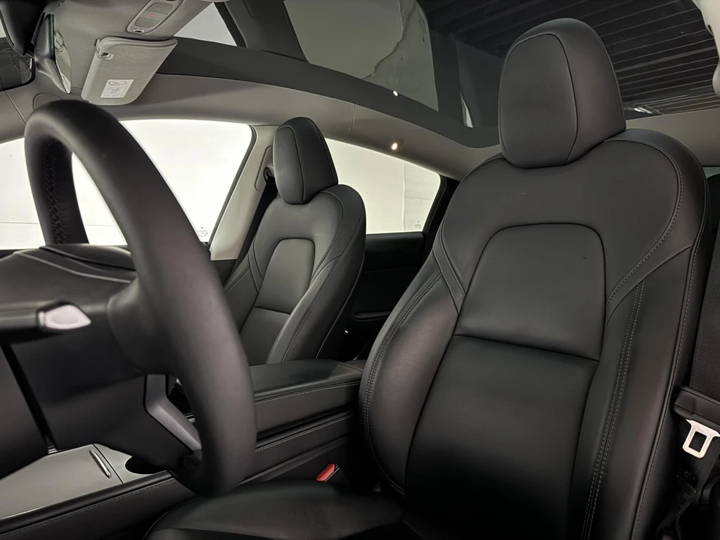 Tesla Model Y – foto 25