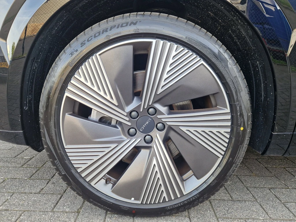 Lynk & Co 08 – foto 8