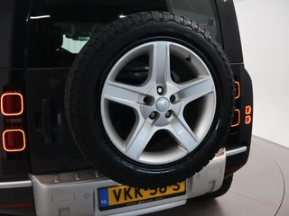 Land Rover Defender – thumbnail 23