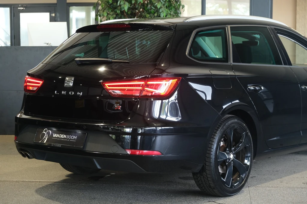 SEAT Leon – foto 6