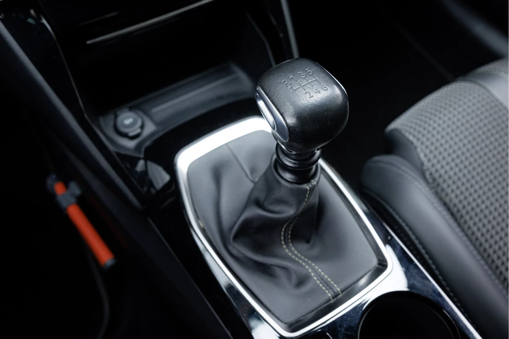 Peugeot 208 – foto 18
