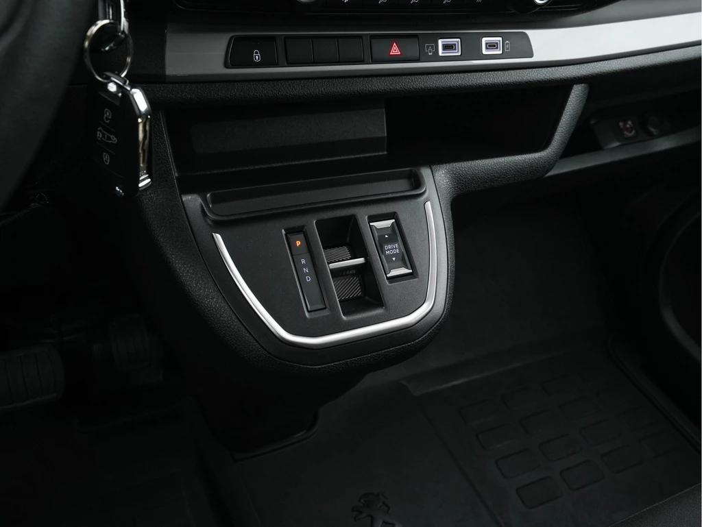 Peugeot e-Expert – foto 15