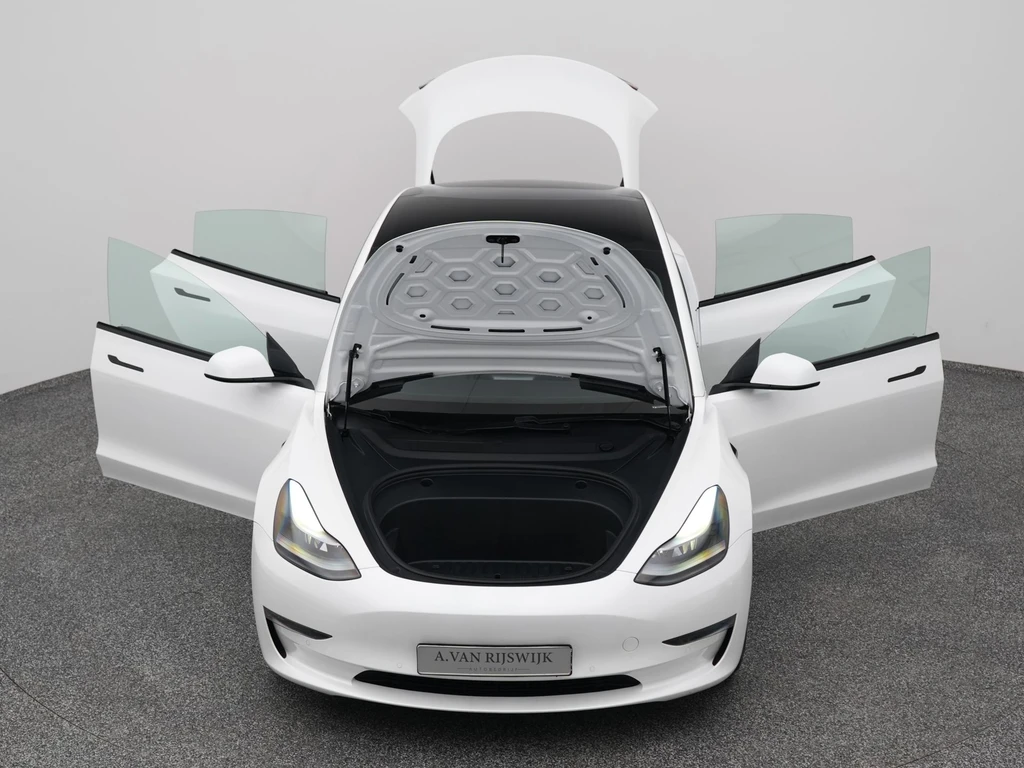 Tesla Model 3 – foto 32