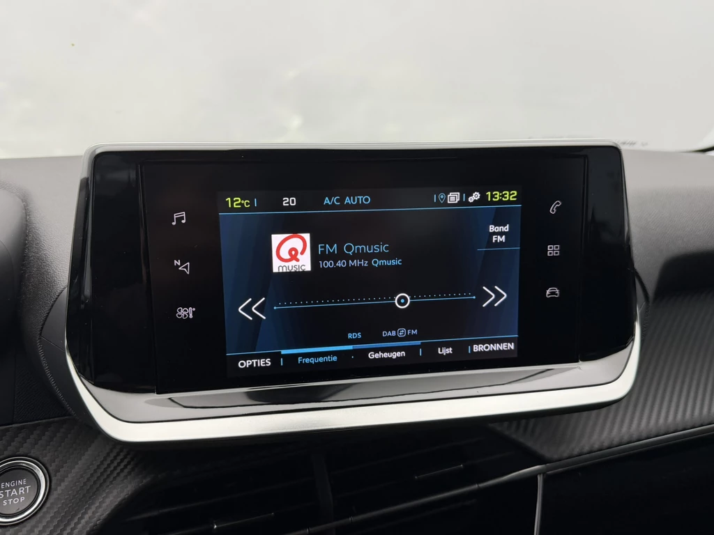 Peugeot e-208 – foto 13